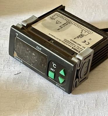 Digər elektrik malları: Sənaye elektrik avadanlıqları dəsti Məzmun: - Siemens kontaktorlar — 20