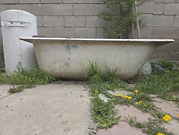 Прямые диваны: Прямой диван, Б/у — 12