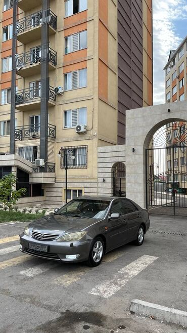 купить широкий бампер гольф 2 бу: Toyota Camry: 2004 г., 2.4 л, Автомат, Бензин, Седан