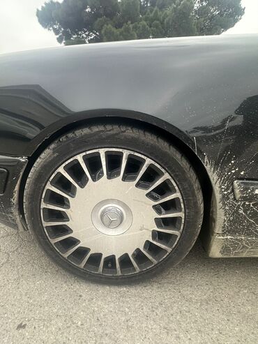 mersedes acarı: İşlənmiş Disk təkər Mercedes-Benz 245 / 40 / R 18, 5 Boltlu