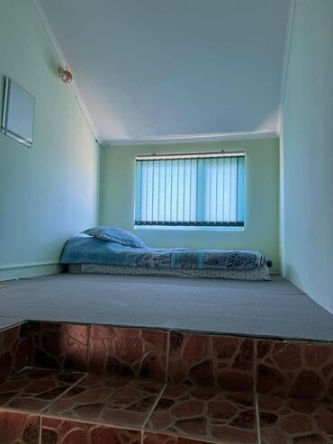 Продажа домов: Коттедж, 100 м², 3 комнаты, Риэлтор, Косметический ремонт at lalafo.kg — 12 Продажа домов: Коттедж, 100 м², 3 комнаты, Риэлтор, Косметический ремонт — 12