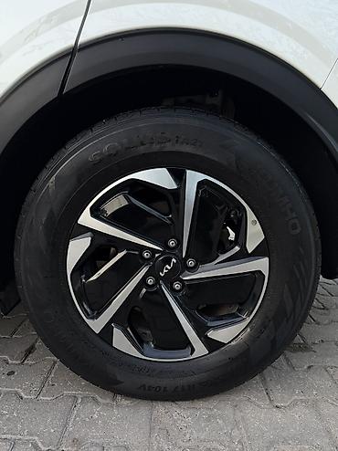 форестер 1: Kia Sportage: 2022 г., 1.6 л, Автомат, Гибрид, Кроссовер — 10