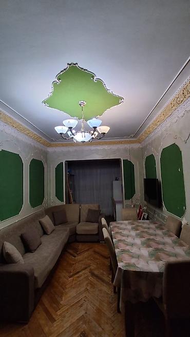 Mənzillər: Qanuni 3 otaq minsk lahiyə. Tavan 2.85 Real alıcıya. Əmlakçılar — 1