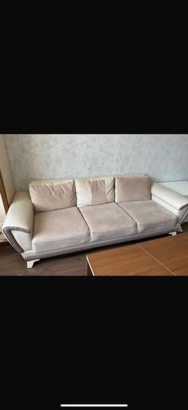 Qonaq otağı mebel dəsti - 3 nəfərlik divan: krem-bej tonlarda, geniş