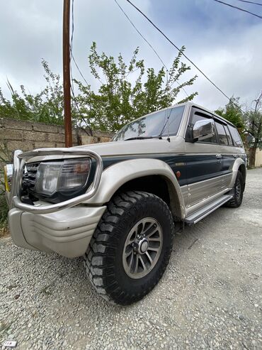 Mitsubishi: Mitsubishi Pajero: 2.5 l | 1992 il 350000 km Ofrouder/SUV — 5