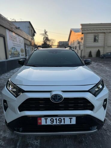 срочно продается машина: Toyota RAV4: 2019 г., 2.5 л, Автомат, Гибрид, Кроссовер