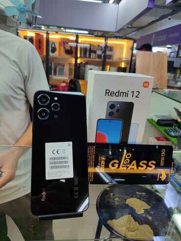 телефон редмт: Redmi, Redmi 12, Колдонулган, 256 ГБ, түсү - Кара, 2 SIM