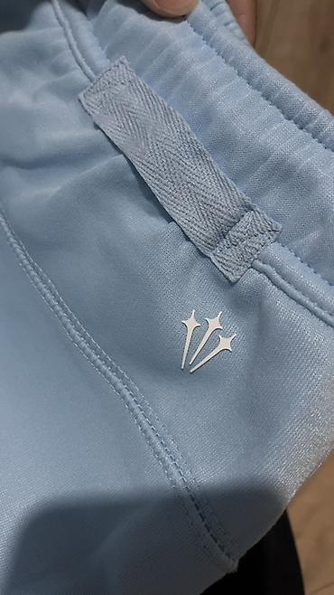 часы coros: Спортивные брюки Nike NOCTA - Цвет: светло‑голубой (ice blue) - — 5