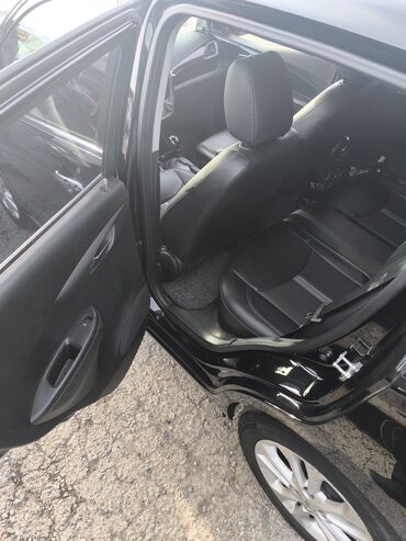 Chevrolet: Chevrolet Spark: 2019 г., 1 л, Вариатор, Бензин, Хэтчбэк — 5