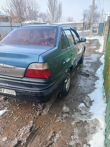 Daewoo: Daewoo Nexia: 2004 г., 1.5 л, Газ — 5