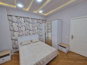 Uzunmüddətli kirayə mənzillər: Xətai metrosunun yanında 17 mərtəbəli binanın 11-ci mərtəbəsində 2 — 3