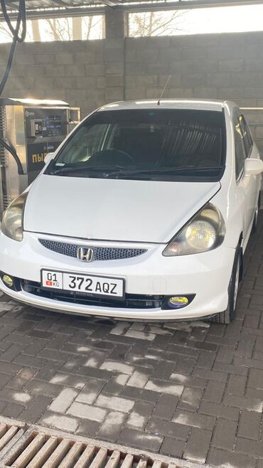 фит туманик: Honda Fit: 2002 г., 1.3 л, Вариатор, Бензин, Хэтчбэк