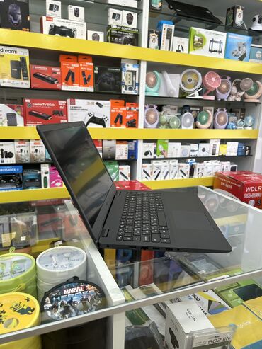 HP: Dell Vostro, 15.6 ", Intel Core i5, 256 GB