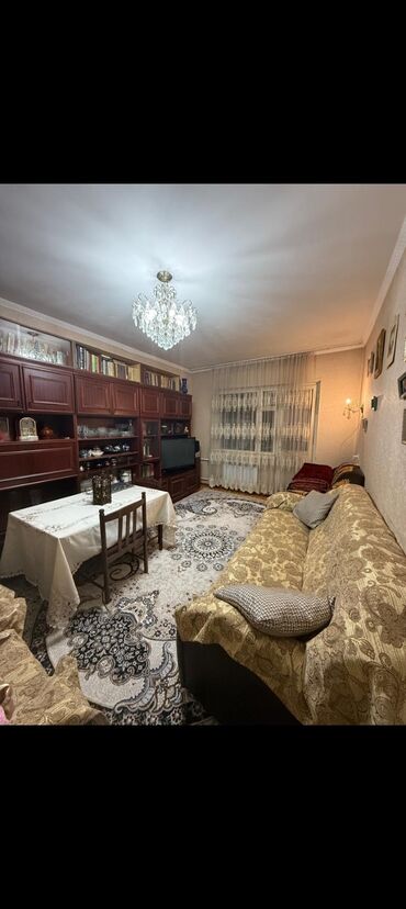 дом для квартирантов: 3 комнаты, 62 м², 105 серия, 5 этаж, Косметический ремонт