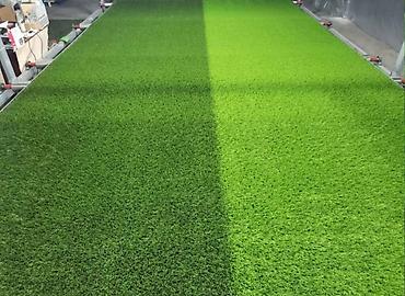 Резиновая плитка: Искусственная трава, представленная в различных оттенках зеленого — 7