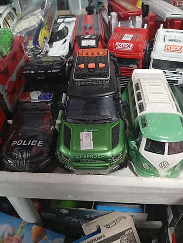 Игрушечные машинки (металлические и пластиковые), ассортимент: -