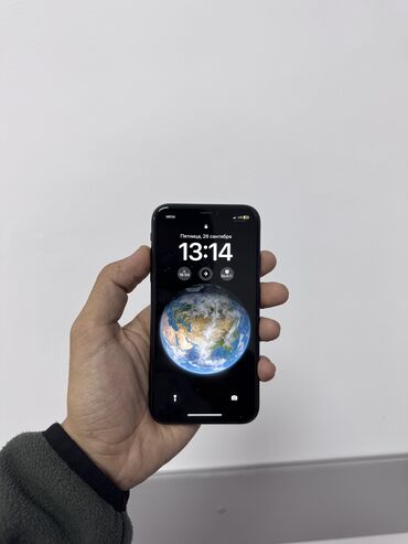 Apple iPhone: IPhone Xr, Б/у, 64 ГБ, Черный, 75 %