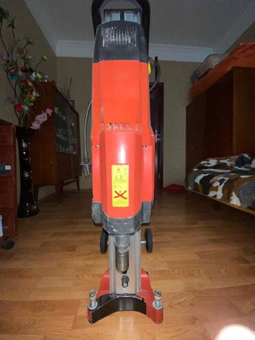 tikinti işləri: Karot makinasi satilir.Hilti DD200