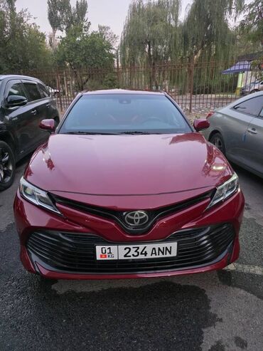меняю на авто обмен: Toyota Camry: 2018 г., 2.5 л, Автомат, Бензин, Седан