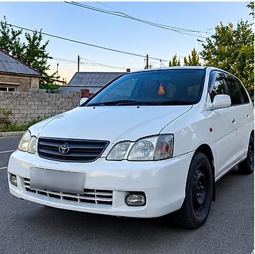 тойота: Toyota Gaia: 2000 г., Автомат, Бензин, Минивэн — 3