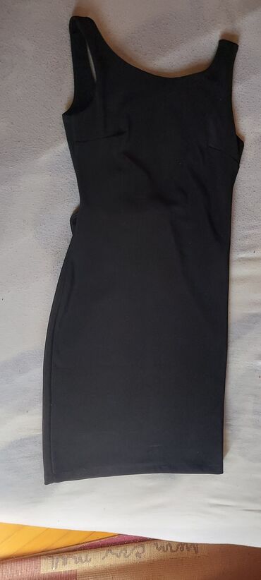 bordo plisana haljina: XS (EU 34), bоја - Crna, Večernji, maturski, Na bretele