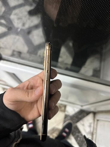 Apple iPhone: IPhone 11 Pro, 64 GB, Qızılı, Barmaq izi, Face ID