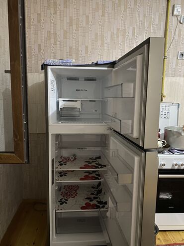 xaladenik satiram: Б/у Холодильник LG, No frost, Двухкамерный, цвет - Серый