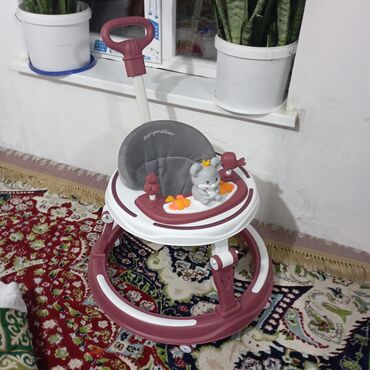Детские ходунки: Детские ходунки Babywalker с игровой панелью. - Круглая устойчивая