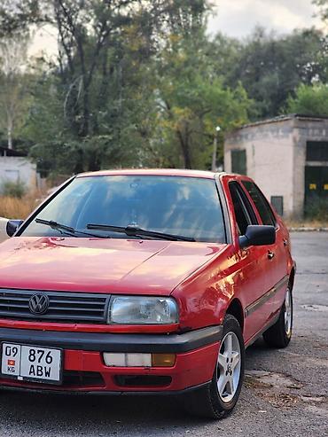 саббуферы: Volkswagen Vento: 1992 г., 1.8 л, Механика, Бензин, Седан — 4