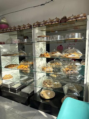 Dört ədəd vitrin biri 80 azn tecılı satılır ünvan Xırdalan Aylin