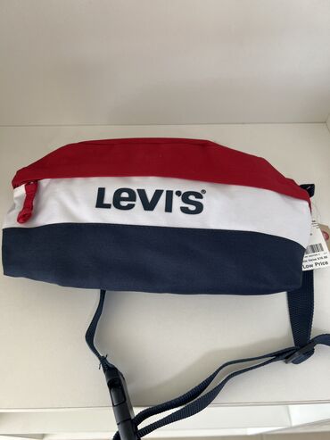 Аксессуары: Продаю сумку на поясудобнаялегкаябренд-LeVI’S-из СШАмужская
