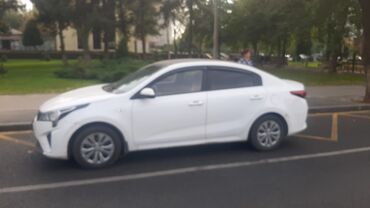 молочное оборудование: Белый компактный седан. Арендага берилет 1500 сутка 15миң депазит без