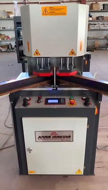 islenmis svarka aparati: PVC/alüminium profil qaynaq maşını – Anar Makina - İki başlı künc — 2