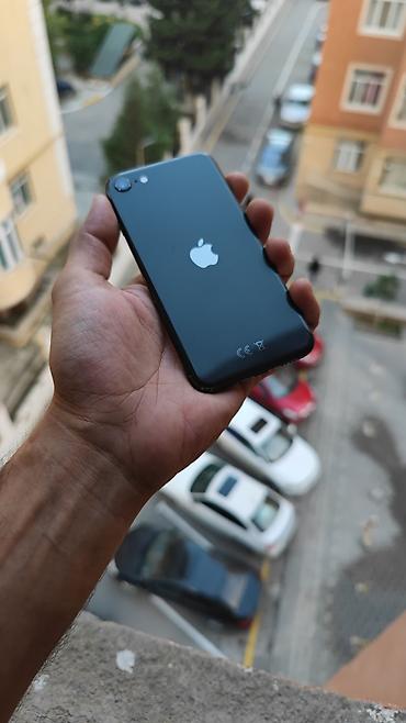 iphone 1x: IPhone SE 2020, 64 GB, Qara, Barmaq izi — 6