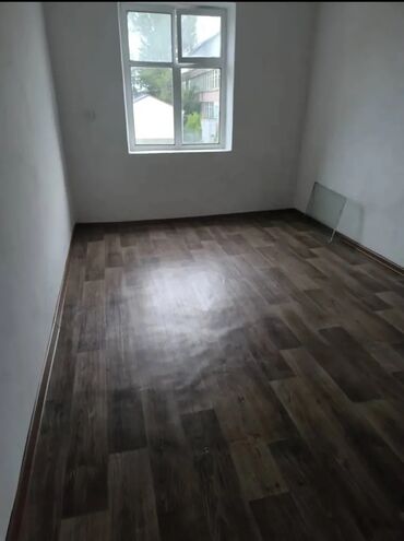 сниму квартиру ош долгосрочная: 2 бөлмө, Кыймылсыз мүлк агенттиги, Чогуу жашоосу жок, Эмерексиз