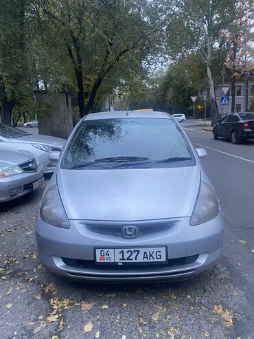 фит расрочку: Honda Fit: 2002 г., 1.3 л, Вариатор, Бензин, Хэтчбэк