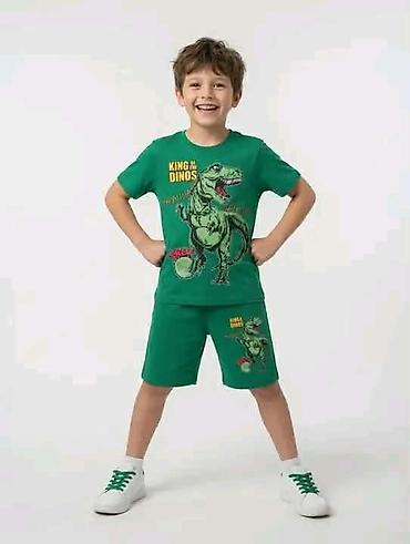 ramaks pantalone: Dino kompleti za decake
Velicina 3 do 10
Cena 1600 dinara — 2