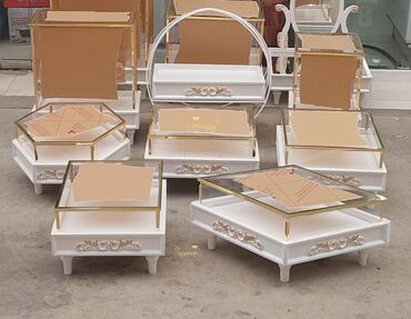 xonça şekilleri: Səbətlər 11 ədəddir. 800 manata satılır. 1200 manata başa gəlib yarı