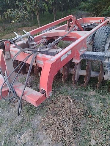16 diski: Aqreqat: çəkilən diskli mala (disk harrow) Xüsusiyyətlər: - Qoşqu — 1