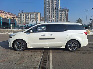 kia rio 2004: Kia Carnival: 2017 г., 2.2 л, Автомат, Дизель, Минивэн