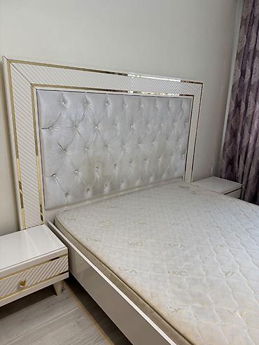 embawood silver yataq desti: Yataq otağı mebel dəsti Tərkibi: - 2 ədəd tumba (1 çekmecəli, konus — 3