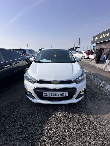 Chevrolet: Chevrolet Spark: 2017 г., 1 л, Автомат, Бензин, Хэтчбэк