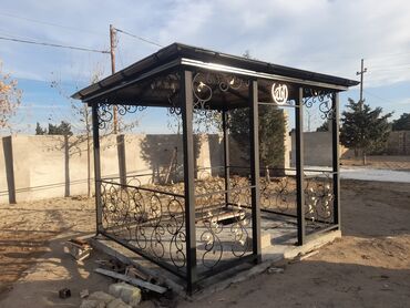 Naveslər, markizlər: Navest
Besetqa
Pilləkənlərin Yığılması işləri görülür — 6