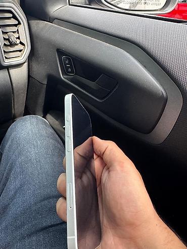 iphone duo: IPhone 16, Ağ, Face ID — 4