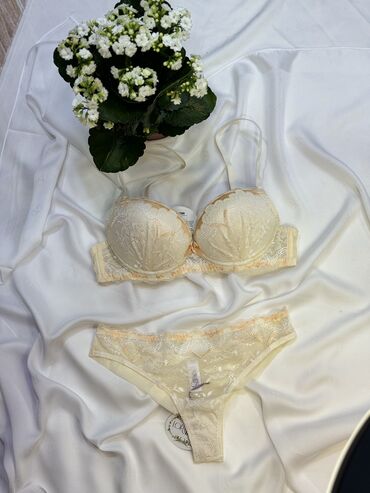Комплекты: Комплекты белья в шикарном качестве — 9