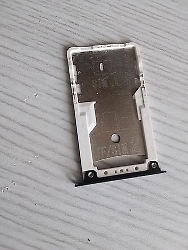 philips xenium 9@9z: Ksaomi Redmi 4XSalam tam işləkdir . Üstündə kamera ön və arxa nömrə — 3