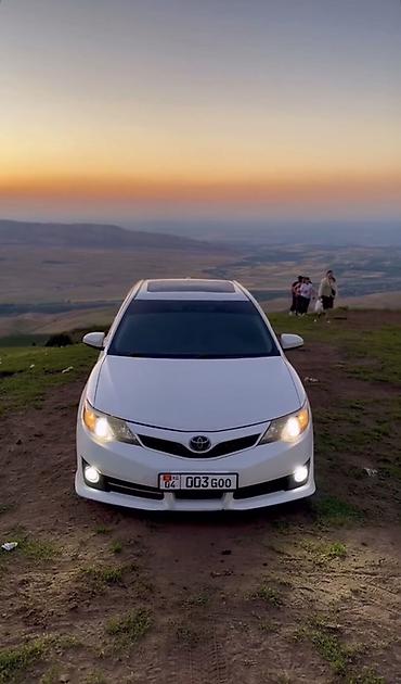 corolla 2018: Toyota Camry: 2012 г., 2.5 л, Автомат, Бензин, Седан — 2