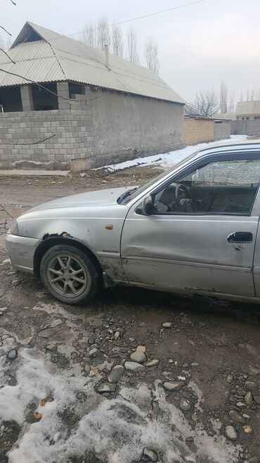 нексия 2 талас: Daewoo Nexia: 2012 г., 1.6 л, Механика, Бензин, Седан