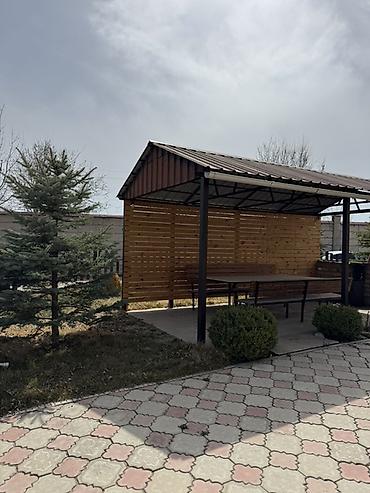 Продажа коттеджей и домов: Продаётся двухэтажный коттедж с мансардой в ЦО «Кесар» (город — 3