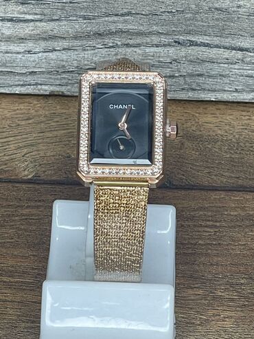 сколько стоят часы stainless steel back женские: Продаю часы Chanel